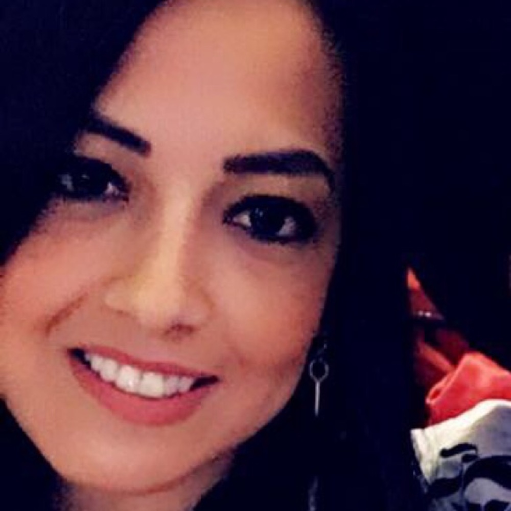 Meet your Posher, Marcela